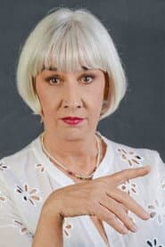 Pia Engleberth as Dolores