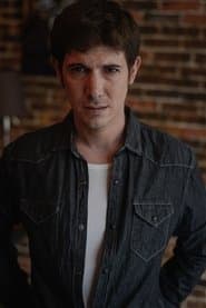 Johan Libéreau as Tonin