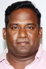 Robo Shankar as Forest Officer