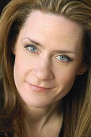Helen Coxe as Ezster