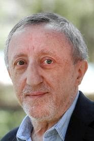 Carlo Delle Piane as Professor Cali