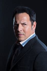 Hector Echavarria as Ringo Duran