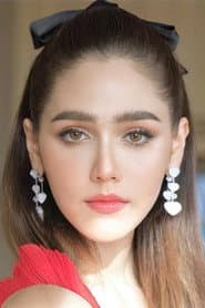 Araya A. Hargate as Meta