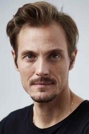 Eros Galbiati as Giampiero