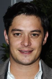 Aurélien Wiik as Benjamin Lecoeur