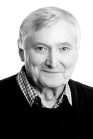 Sigmund Sæverud as Priest