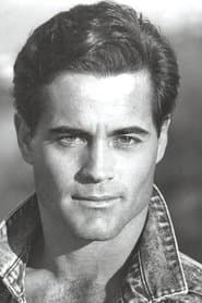 Jim Fitzpatrick as Mike Bradley