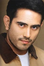 Gerald Anderson as Daniel Benitez