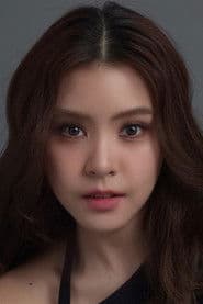 Isarapa Thawatpakdee as Prae