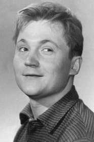 Viktor Pavlov as Policeman