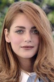 Miriam Leone as Giornalista TV