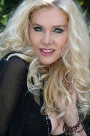 Alicia Encinas as Alicia