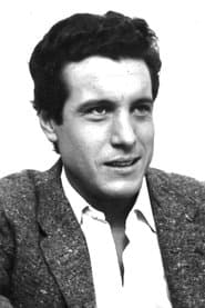 Manuel Zarzo as Padre Tomeo