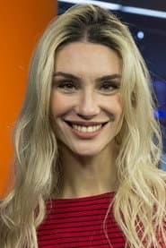 Paula Morales as María