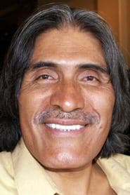 Miguel Ángel Fuentes as Cholo