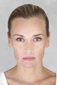 Line Verndal as Cecilie