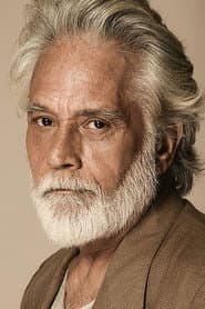 Júlio Braga as Husband