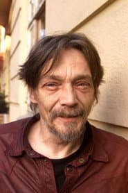 Ole Neumann as Lille Per