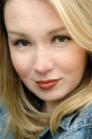 Deanna Milligan as Deidre Kemp