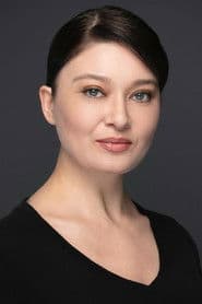 Nurgül Yeşilçay as Hürmüz