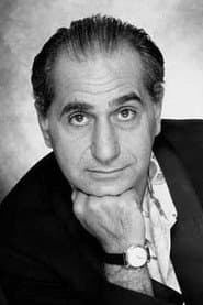 Pino Ammendola as Dario