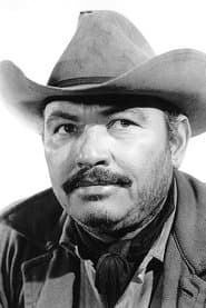 Juan García as Peralvillo