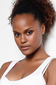 Cintia Rosa as Elaine