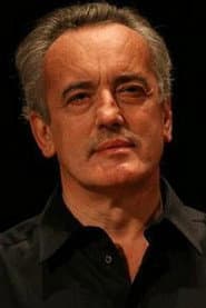 Mario Zucca as Alberto Fracassi