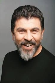 Sefa Zengin as Hastabakıcı Sadık