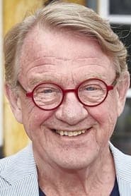 Henning Jensen as Peter Bechmann