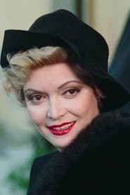 Nadia Ottaviani as Aldina