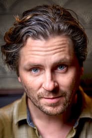 Sverrir Gudnason as Leo Morgan