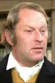 Harvey Hall as Inspector Heinrich