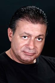 Naci Taşdöğen as Boxer