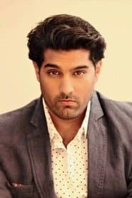 Kunaal Roy Kapur as Mandar Lele