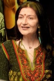 Sarika as Sheetal R. Thadani