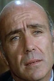 Riccardo Parisio Perrotti as Duke Del Carpio