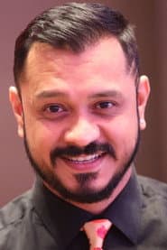 Anuj Garwata as Ravi