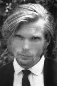 Federico Boido as Roger Pratt