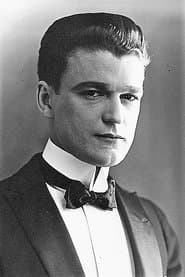 Wallace MacDonald as Hank