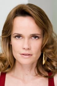 Viétia Zangrandi as Virgília