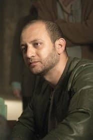 Doraid Liddawi as Tarek