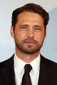 Jason Priestley as Gary