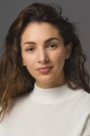 Thelma Fardin as Mariana