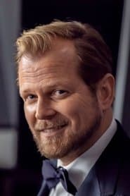 Antti Luusuaniemi as Lars