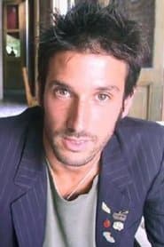 Juan Cruz Bordeu as Amigo cena