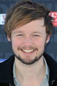 Glenn Erland Tosterud as Gunnar