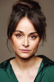 Beatriz Grimaldos as Alicia