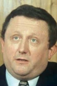 Fernand Guiot as Dupar