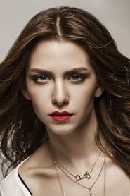 Ezgi Asaroğlu as Nihal